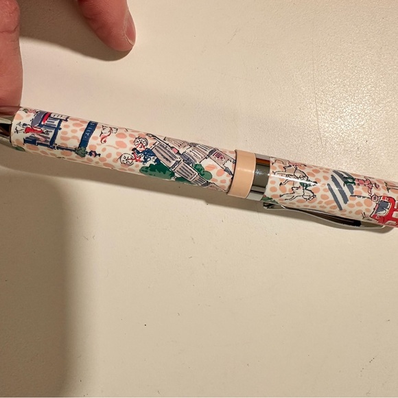 Decorative Pen with London Theme - Picture 3 of 4